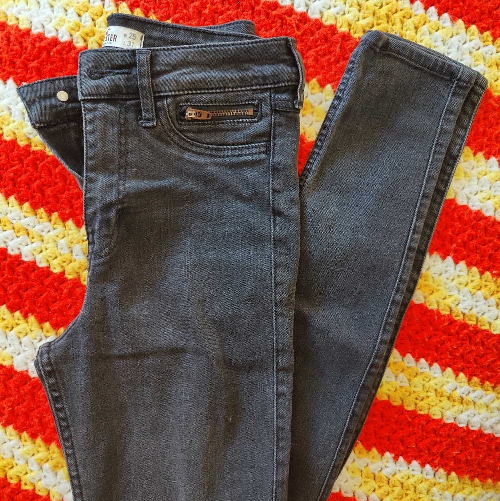 Hollister Women's Dark Gray Skinny Jeans Size 1R